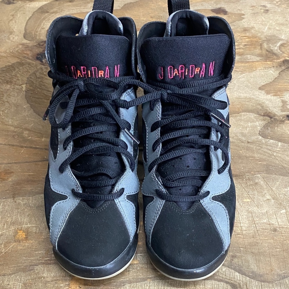 Nike Jordan 7 Retro Sport Fuchsia GS 2015 Grade School Size 5.5Y